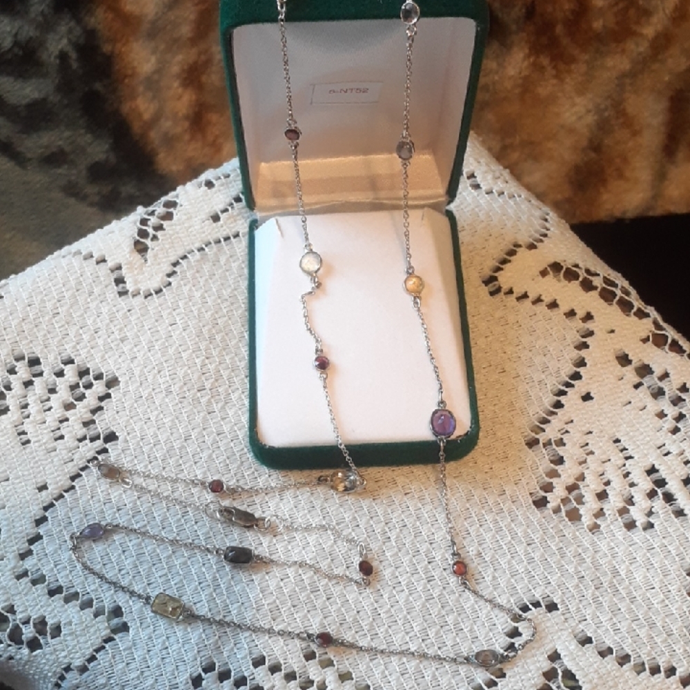 VtgSterling Silver MultiGemstone Necklace Amethyst,Garnet,Citrine & Quartz w/box - Picture 2 of 10